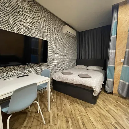 Colonel Royal Apartment